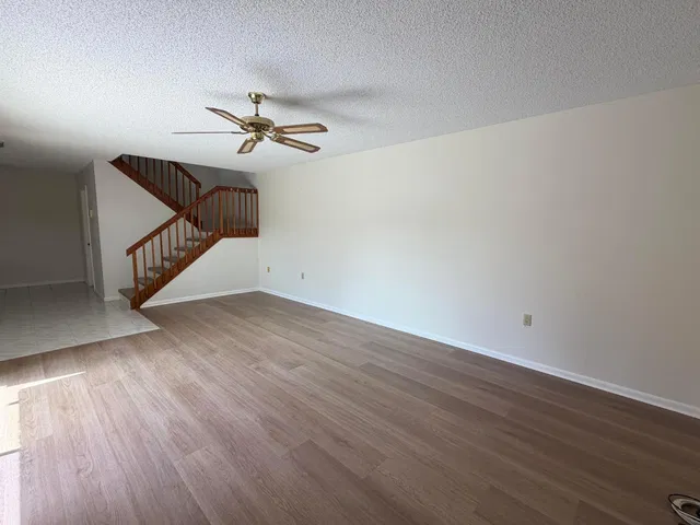  Unit 209 photo 8