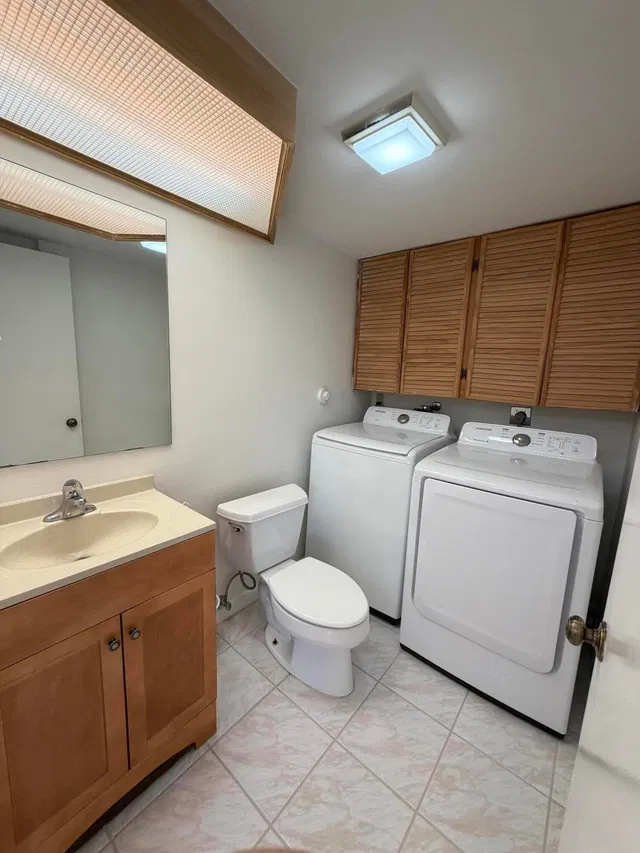  Unit 209 photo 14