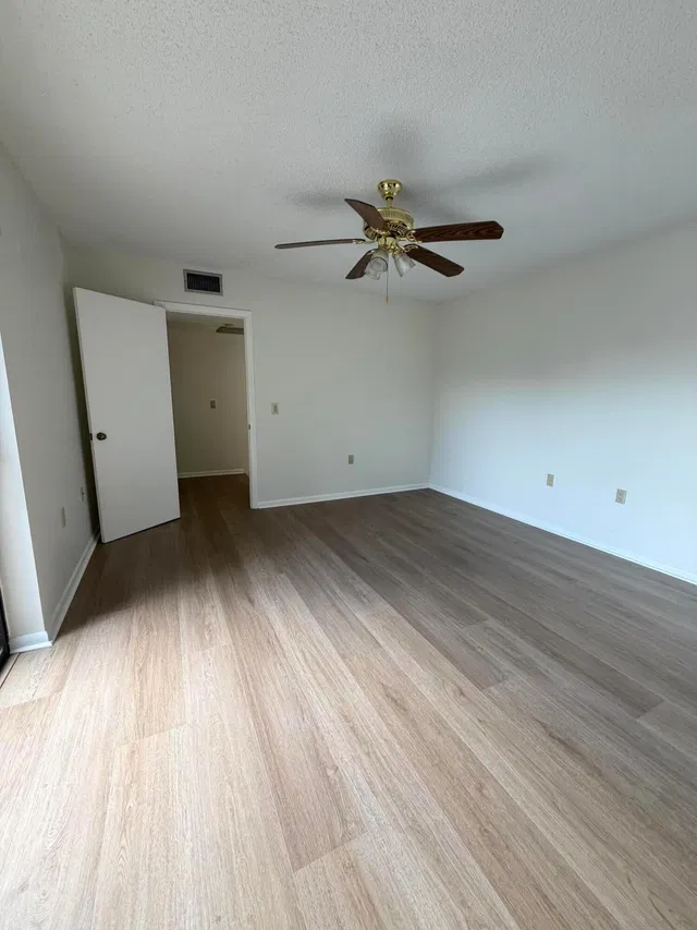  Unit 209 photo 23