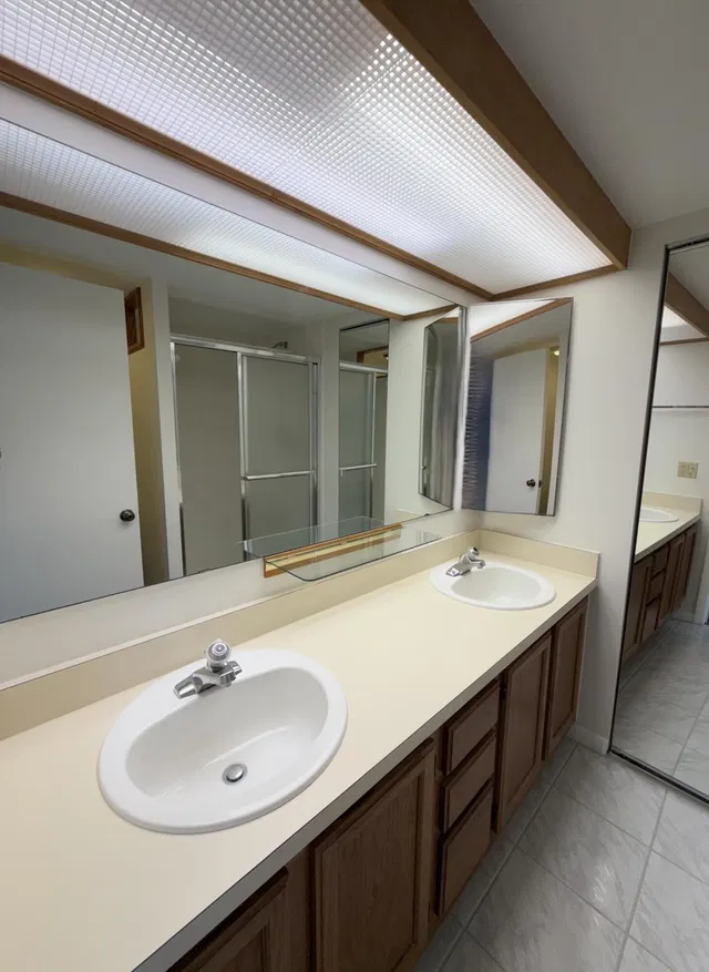  Unit 209 photo 24