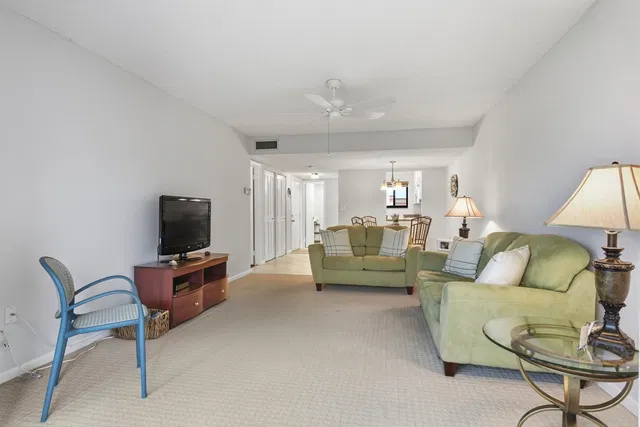 Unit 205 photo 20