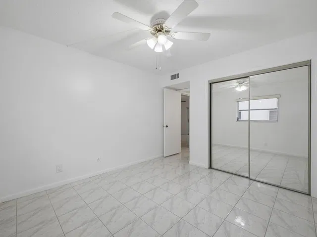  Residence photo 14