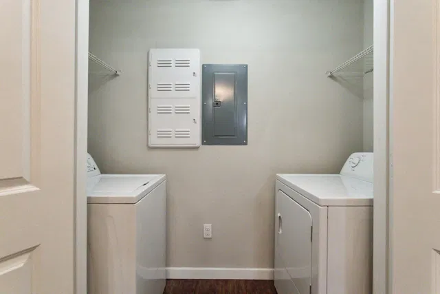 Unit 302 photo 15