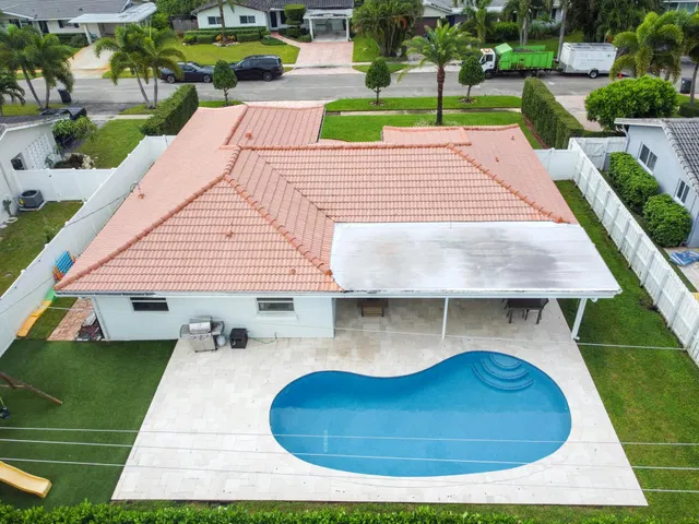  Residence photo 8