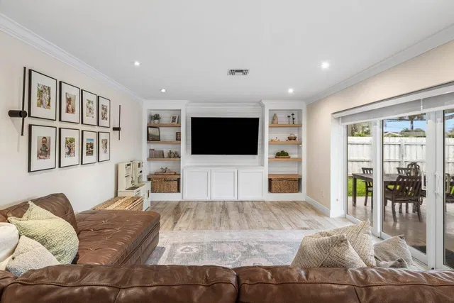  Residence photo 18