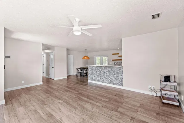 Residence photo 34