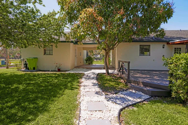 Residence photo 66