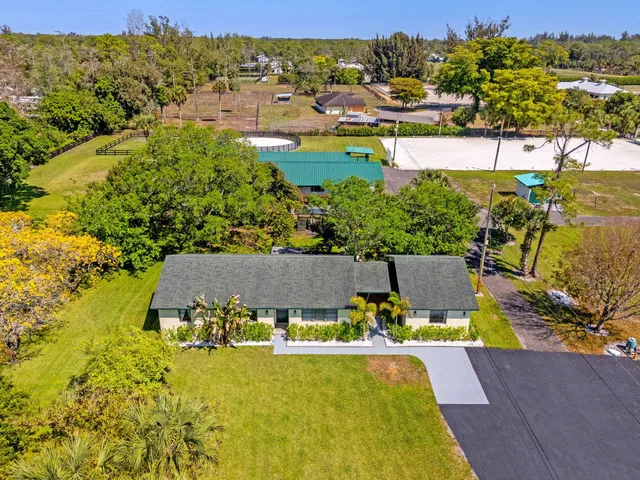 Residence photo 67