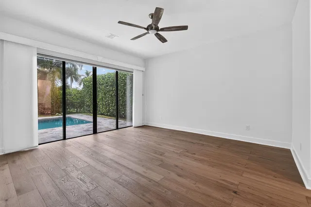 West Palm Beach Residence photo 12