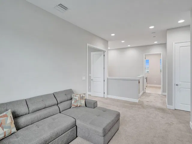Residence photo 20