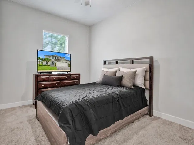 Residence photo 22