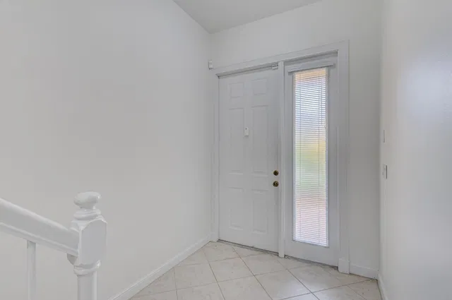 Residence photo 2