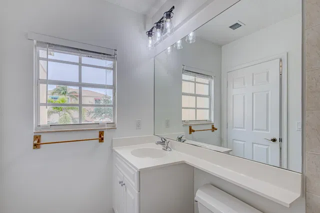 Residence photo 20