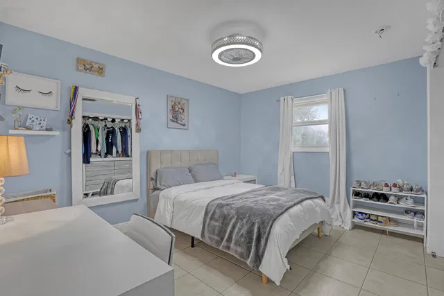  Residence photo 38