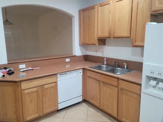 Residence photo 2