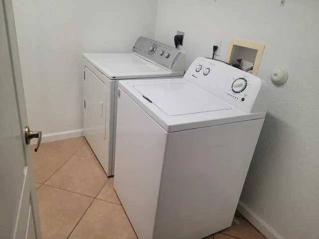 Residence photo 4