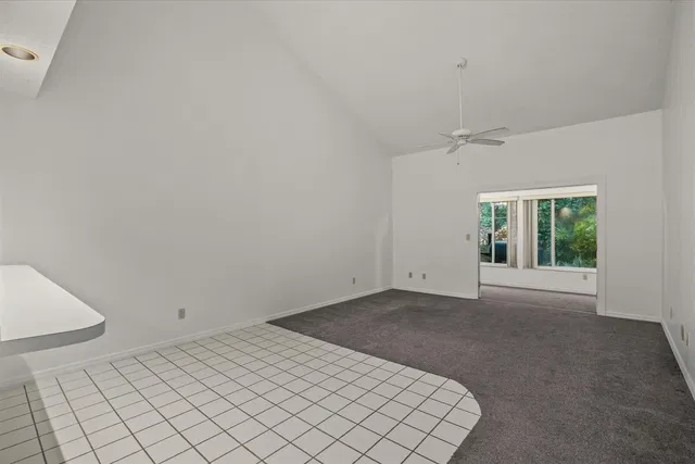Residence photo 5