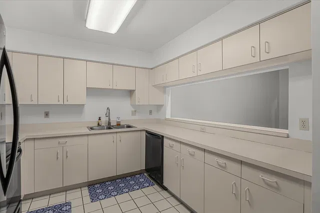 Residence photo 20