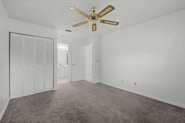 Residence photo 30