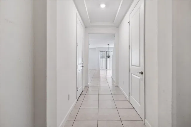  Residence photo 9