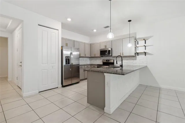  Residence photo 13