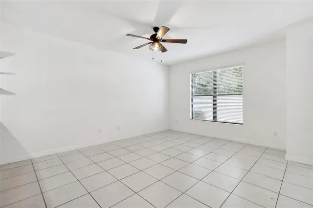  Residence photo 15