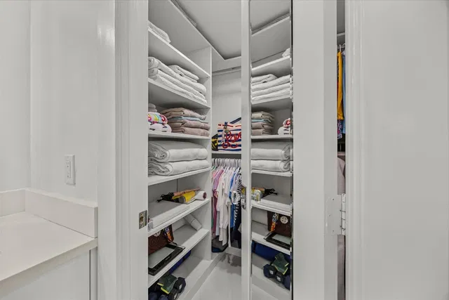 Unit 105 photo 25