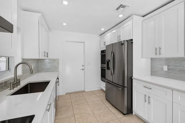  Residence photo 22