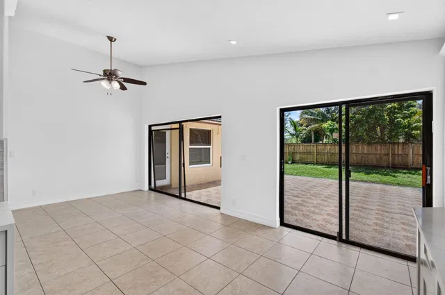  Residence photo 26