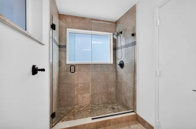 Residence photo 43