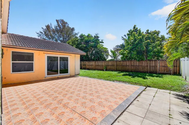  Residence photo 61
