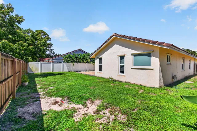  Residence photo 68