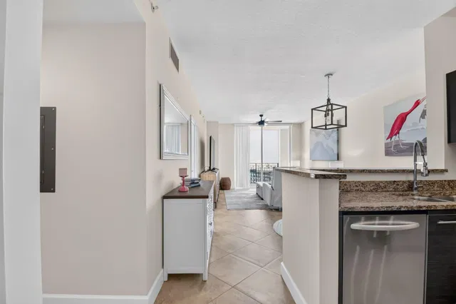 Cityplace South Tower Unit 1618 photo 2