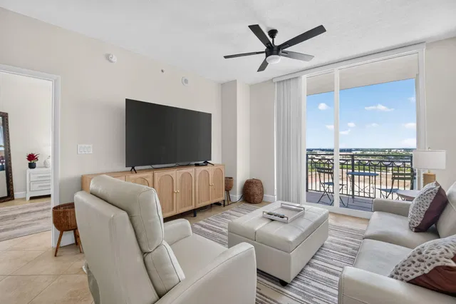 Cityplace South Tower Unit 1618 photo 8