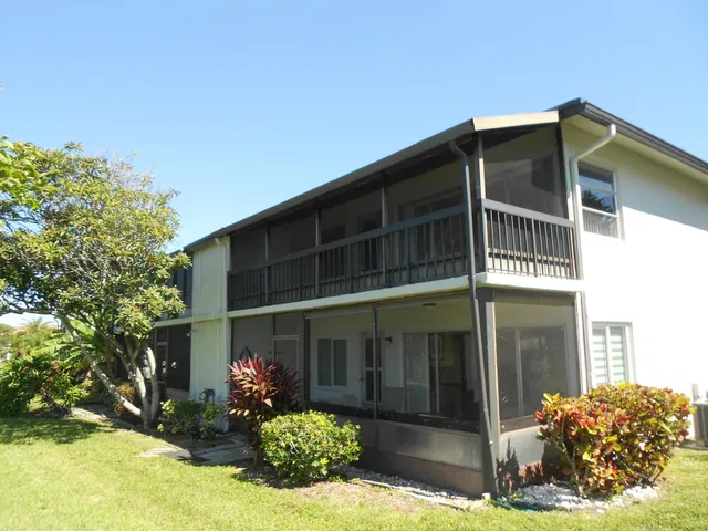  Residence photo 20