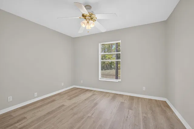 Residence photo 14