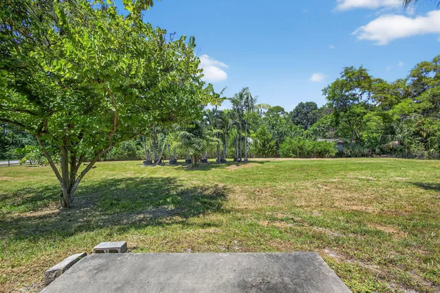 Residence photo 18
