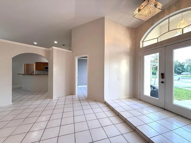 Residence photo 16