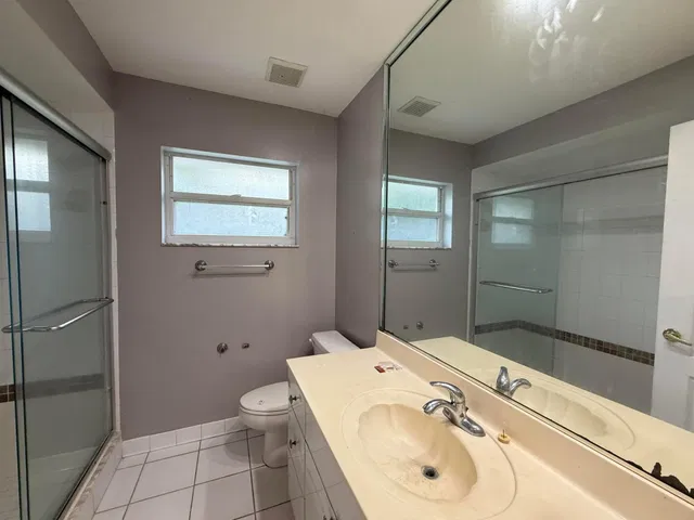 Residence photo 30