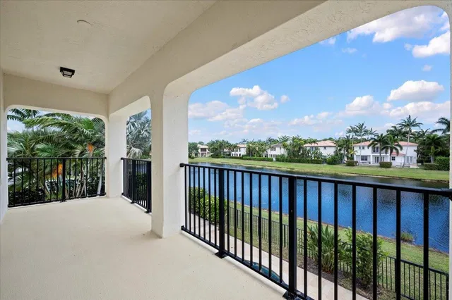 Evergrene Palm Beach Gardens Residence photo 31