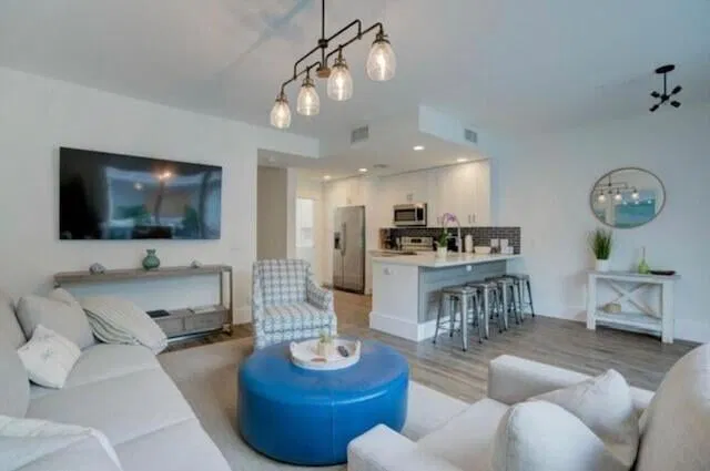 Charleston Court at Abacoa Residence photo 17