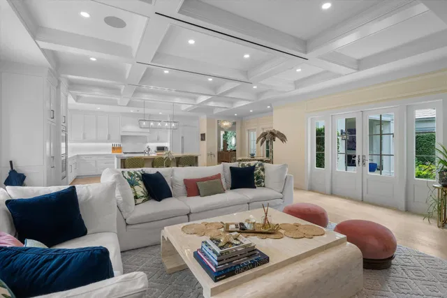 North End Palm Beach Residence photo 15