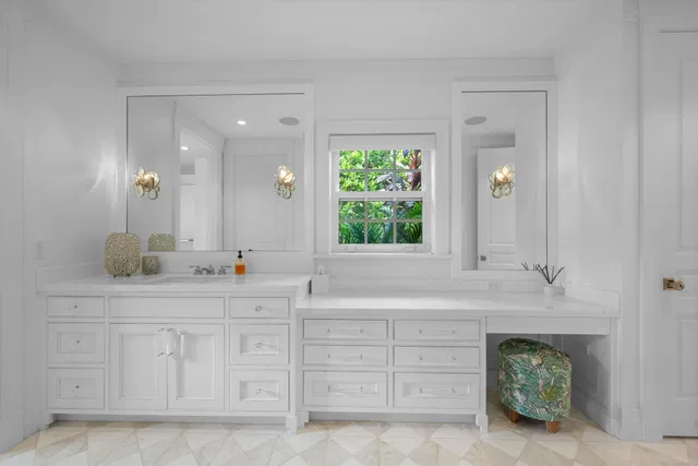 North End Palm Beach Residence photo 18