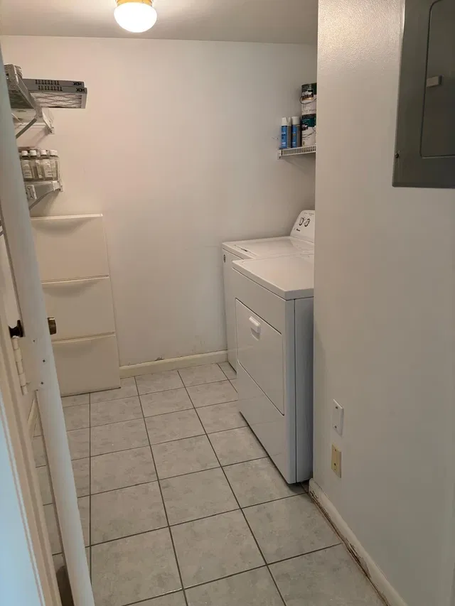  Unit E1 photo 9