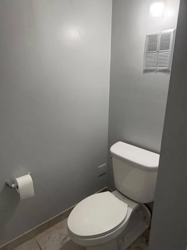  Unit R205 photo 11