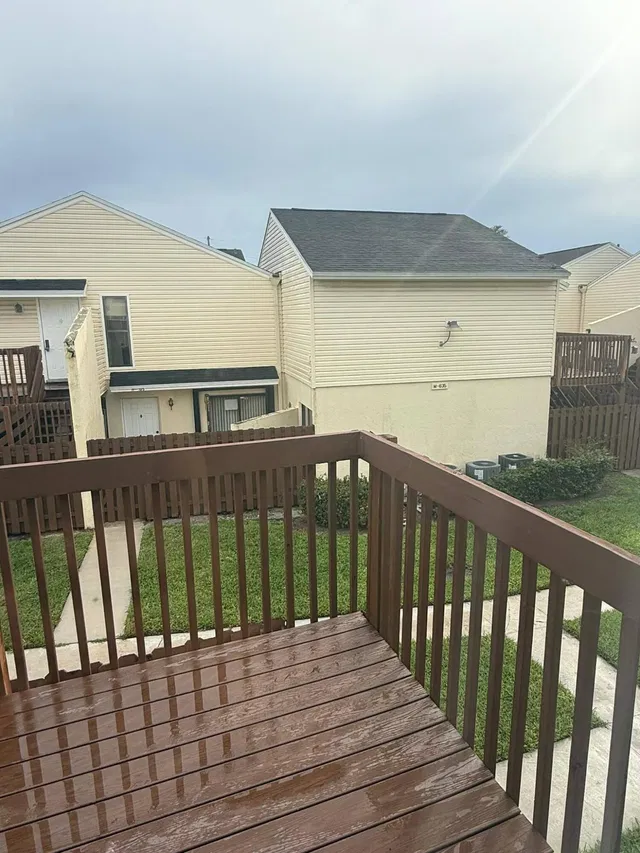  Unit R205 photo 12