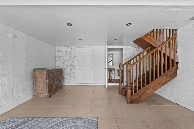  Residence photo 18