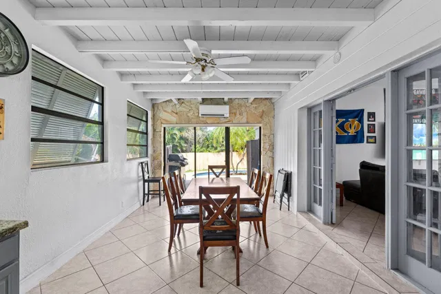  Residence photo 21
