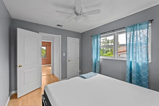  Residence photo 33