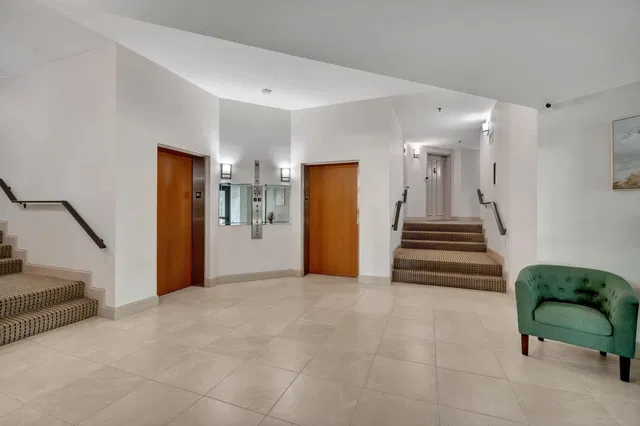 Unit 504 photo 24